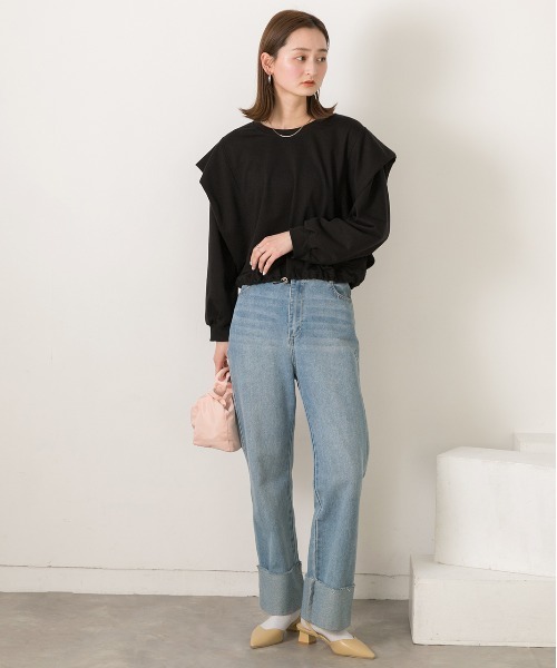 ad thie(アドティエ)の「裾ドロストタックショルダー トップス(Tシャツ/カットソー・レディース・ブラック/オートミール・FREE)」の3枚目の写真