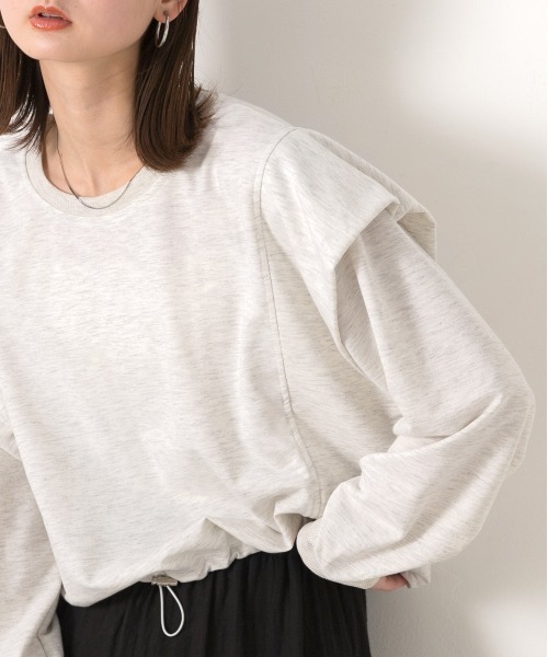 ad thie(アドティエ)の「裾ドロストタックショルダー トップス(Tシャツ/カットソー・レディース・ブラック/オートミール・FREE)」の11枚目の写真