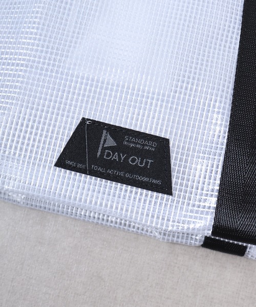 DAY OUT(デイアウト)の「DAY OUT LaTTICE W-handle Tore Bag(トートバッグ・メンズ・ホワイト・FREE)」の3枚目の写真