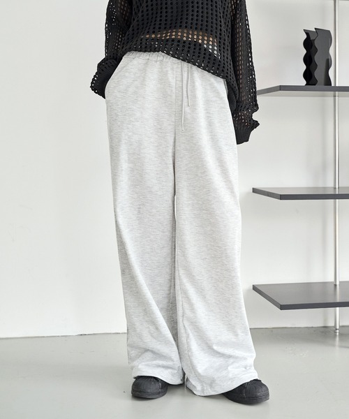 UNE MANSION（ユヌマンション）の「【通気性抜群春夏バージョン登場！】【男女兼用/UNISEX】【パンツストリングで調節可能】足長美脚シルエットワイドストレートストリングスウェットパンツ（スウェットパンツ・レディース・ピンク/ライトグレー/ブルー/グレー/ブラック・FREE）」の9枚目の写真