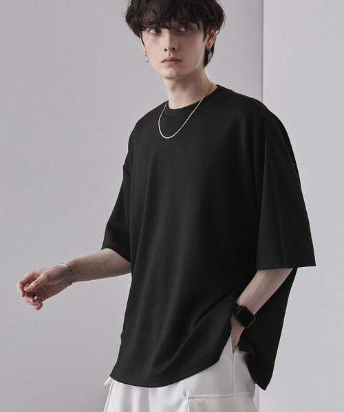 MONO-MART(モノマート)の「ルーズ ハイポンチ サイドスリット ドレープS/Sカットソー(Tシャツ/カットソー・メンズ・ブラック/ホワイト/パープル/ダークブラウン/ライトグレー/チャコール/ライトベージュ/グレイッシュブルー/スモークピンク/ネイビー・S/M/L)」の3枚目の写真