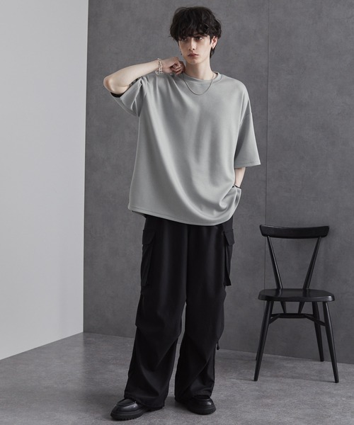 MONO-MART(モノマート)の「ルーズ ハイポンチ サイドスリット ドレープS/Sカットソー(Tシャツ/カットソー・メンズ・ブラック/ホワイト/パープル/ダークブラウン/ライトグレー/チャコール/ライトベージュ/グレイッシュブルー/スモークピンク/ネイビー・S/M/L)」の20枚目の写真