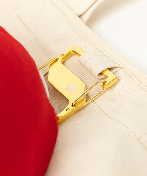 NEW ERA(ニューエラ)の「NEW ERA/ニューエラ ライトトートバッグ CANVAS TOTE フラッグロゴ 14L 13772566(トートバッグ・メンズ・アイボリー/ブラック・FREE)」の15枚目の写真