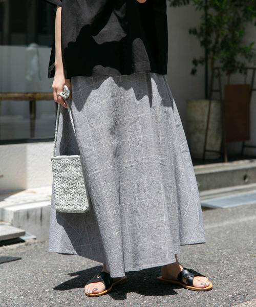 FORK&SPOON（フォークアンドスプーン）の「FORK&SPOON　コットンリネンスカート（スカート・レディース・チェック/ホワイト系その他・1/2）」の6枚目の写真