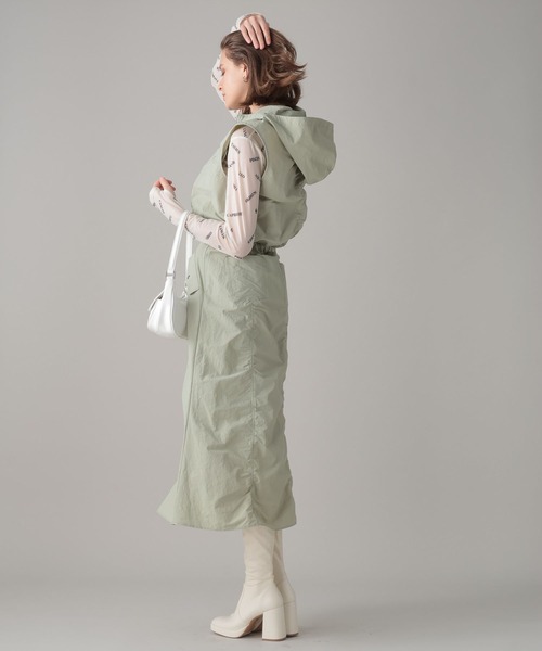 FOREVER 21（フォーエバー トゥエンティーワン）の「【2024SS】ミリタリーギャザースカート（スカート・レディース・ブラック/グリーン・SMALL/MEDIUM）」の4枚目の写真