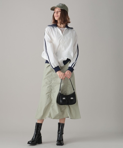 FOREVER 21（フォーエバー トゥエンティーワン）の「【2024SS】ミリタリーギャザースカート（スカート・レディース・ブラック/グリーン・SMALL/MEDIUM）」の6枚目の写真