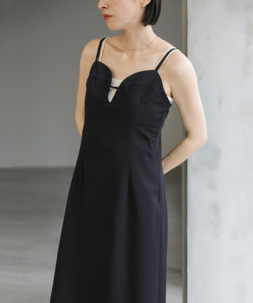 select MOCA（セレクトモカ）の「ビスチェ風キャミワンピース（ワンピース・レディース・ブラック/グレイッシュベージュ・FREE）」の17枚目の写真