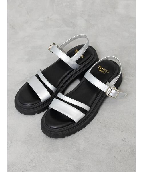 Te chichi TERRASSE（テチチテラス）の「厚底ベルトサンダル（サンダル・レディース・シルバー/オフホワイト/ブラック・L/M）」の4枚目の写真