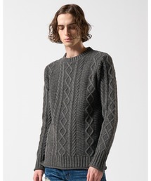 plating cable knit crew