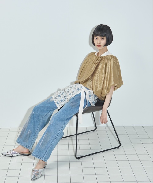 THE YOn（ザヨン）の「箔プリントデニムパンツ（デニムパンツ