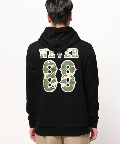 WEGO(ウィゴー)の「WEGO/カモフラロゴプルパーカー(パーカー・メンズ・ブラック/ホワイト・MEDIUM/LARGE)」の13枚目の写真