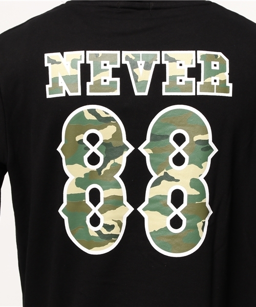 WEGO(ウィゴー)の「WEGO/カモフラロゴプルパーカー(パーカー・メンズ・ブラック/ホワイト・MEDIUM/LARGE)」の5枚目の写真