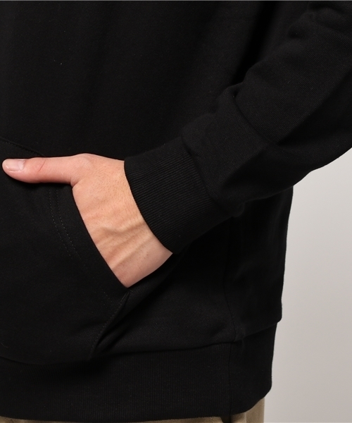 WEGO(ウィゴー)の「WEGO/カモフラロゴプルパーカー(パーカー・メンズ・ブラック/ホワイト・MEDIUM/LARGE)」の6枚目の写真