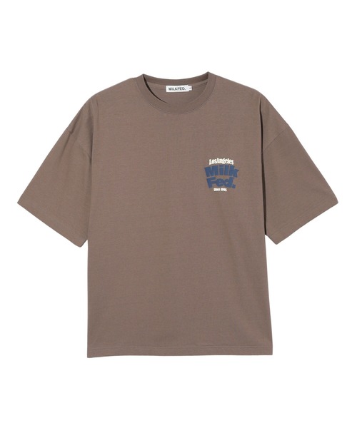 MILKFED.(ミルクフェド)の「ARCH LOGO WIDE S/S TEE(Tシャツ/カットソー・レディース・オフホワイト/ブラック/ブラウン・M/L)」の5枚目の写真