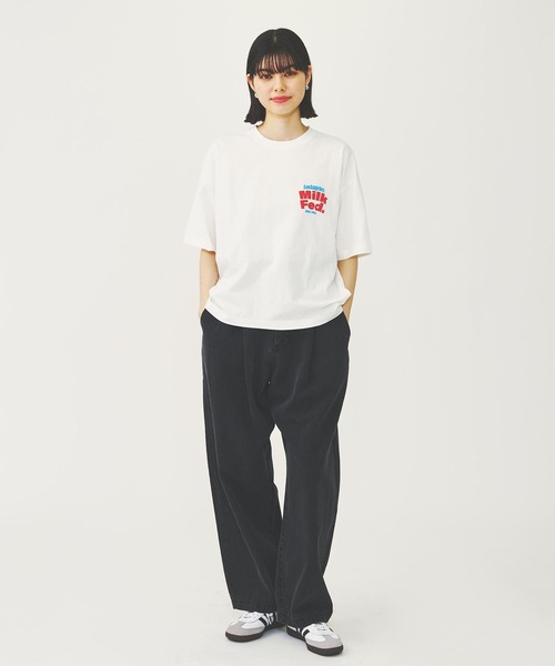 MILKFED.(ミルクフェド)の「ARCH LOGO WIDE S/S TEE(Tシャツ/カットソー・レディース・オフホワイト/ブラック/ブラウン・M/L)」の16枚目の写真