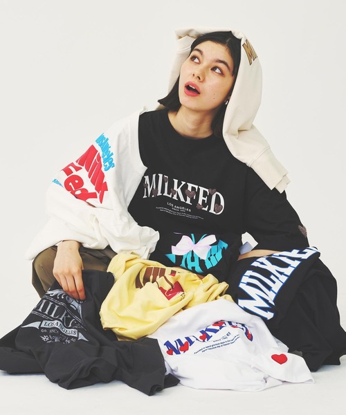 MILKFED.(ミルクフェド)の「ARCH LOGO WIDE S/S TEE(Tシャツ/カットソー・レディース・オフホワイト/ブラック/ブラウン・M/L)」の11枚目の写真
