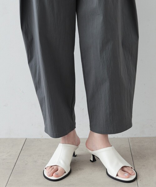 GALLEST（ギャレスト）の「◆バレルタックパンツ（その他パンツ・レディース・ブラック/チャコールグレー/アイボリー・36/38）」の22枚目の写真