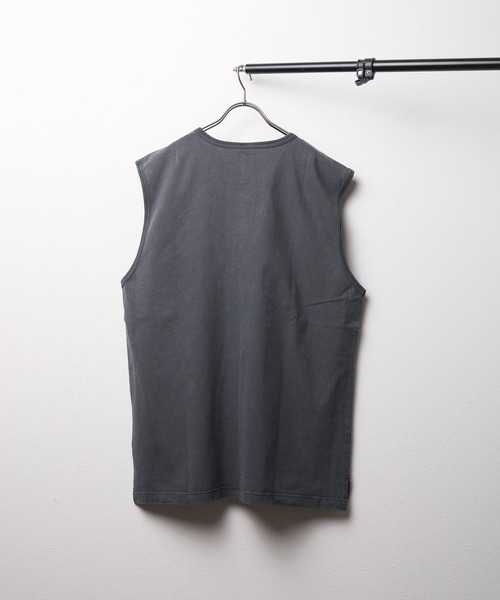 ARCHIVER（アーカイバ）の「【69】ピグメント加工 ヴィンテージライク ノースリーブシャツ（Tシャツ/カットソー・レディース・ベージュ/スミクロ・MEDIUM/LARGE/X-LARGE）」の3枚目の写真