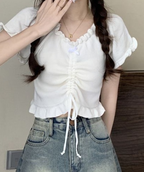 ｔｏｌｅｎｅ（トレネ）の「【細見え】フロントリボンシャーリングクロップドトップス（Tシャツ/カットソー・レディース・ブラック/ホワイト・FREE）」の3枚目の写真