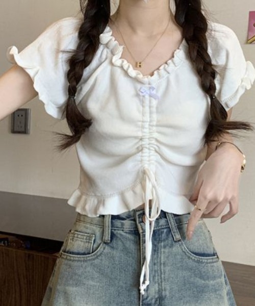 ｔｏｌｅｎｅ（トレネ）の「【細見え】フロントリボンシャーリングクロップドトップス（Tシャツ/カットソー・レディース・ブラック/ホワイト・FREE）」の5枚目の写真