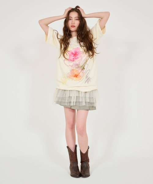 完売商品TINA：JOJUN フラワーコラージュ オーバーTシャツ アイボリー フラワーコラージュ オーバーTシャツ TINA：JOJUN（Tシャツ