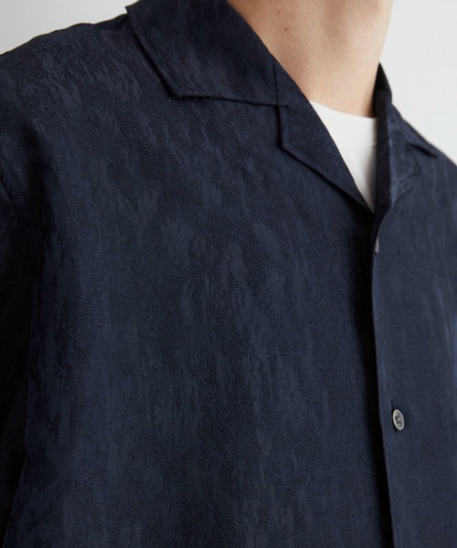 UNITED TOKYO(ユナイテッドトウキョウ)の「【昨年大人気再入荷】リネンライクジャガード オープンカラーシャツ S/S |防シワ/速乾/吸湿性/軽量/夏服/日本製(シャツ/ブラウス・メンズ・ダークグレー/ライトブルーグレー/ブラック/オフホワイト/ネイビー・1/2)」の15枚目の写真