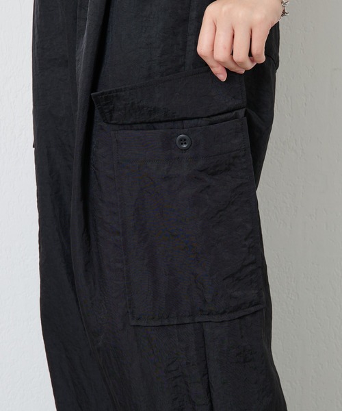 COLLAGE GALLARDAGALANTE（コラージュガリャルダガランテ）の「【OT】ナイロンツイルカーゴパンツ/WEB限定（カーゴパンツ・レディース・モカ/ブラック・FREE）」の14枚目の写真