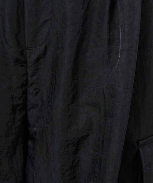 COLLAGE GALLARDAGALANTE（コラージュガリャルダガランテ）の「【OT】ナイロンツイルカーゴパンツ/WEB限定（カーゴパンツ・レディース・モカ/ブラック・FREE）」の11枚目の写真