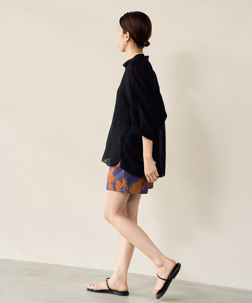 IENA(イエナ)の「ボタニカルショートパンツ(その他パンツ・レディース・ブラウン/ネイビー・36/38)」の6枚目の写真