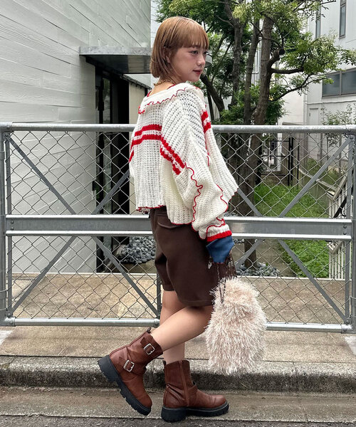 CIAOPANIC（チャオパニック）の「フリルメローラインショートニット（ニット/セーター・レディース・ブラウン/ベージュ/オフホワイト/グレー/ブルー・ONE SIZE）」の16枚目の写真