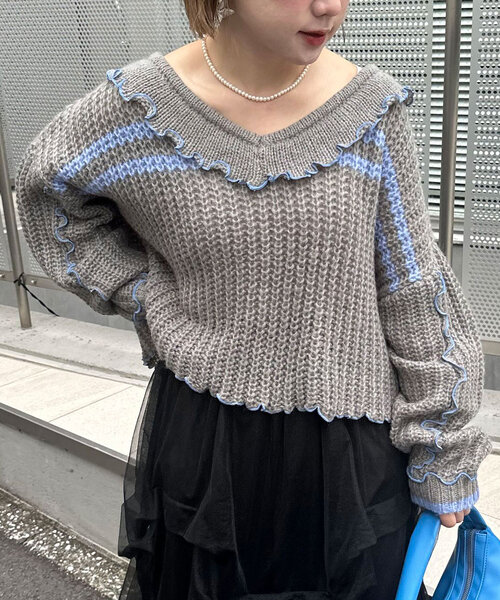 CIAOPANIC（チャオパニック）の「フリルメローラインショートニット（ニット/セーター・レディース・ブラウン/ベージュ/オフホワイト/グレー/ブルー・ONE SIZE）」の19枚目の写真
