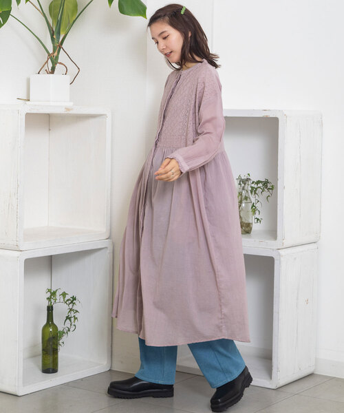 POU DOU DOU（プードゥドゥ）の「＜made in INDIA＞エンブロイダリーヨークワンピース（ワンピース・レディース・キナリ/ラベンダー/ダークグレー・M）」の15枚目の写真