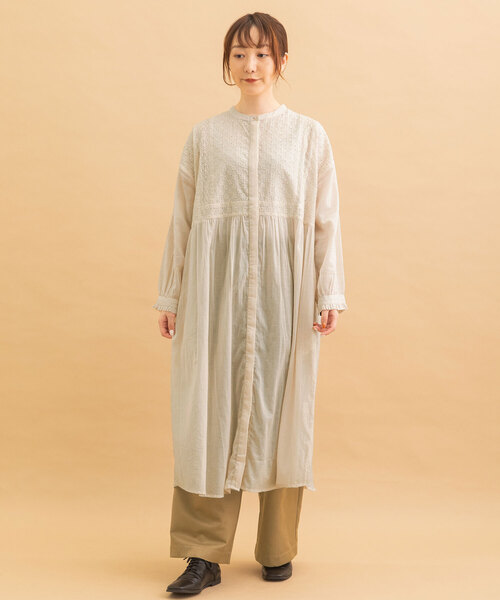 POU DOU DOU（プードゥドゥ）の「＜made in INDIA＞エンブロイダリーヨークワンピース（ワンピース・レディース・キナリ/ラベンダー/ダークグレー・M）」の21枚目の写真