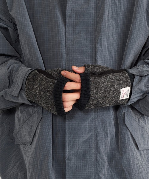HARRIS TWEED(ハリスツイード)の「【SETUP7】HARRIS フィンガーレスグローブ メンズ手袋 WINGI(手袋・メンズ・チャコールグレー/ネイビー/グレー系1/ネイビー系1/マルチ/グレー系その他2/ブラック系1/レッド系その他・FREE)」の3枚目の写真