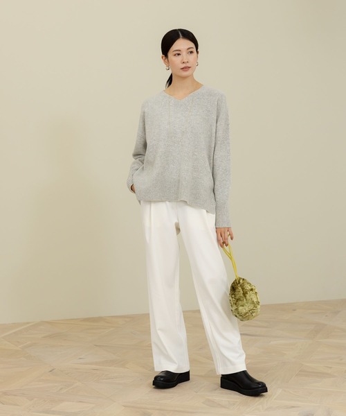 Elura(エルーラ)の「カシミヤ混Vネックニット/140834(ニット/セーター・レディース・ライトグレー/ライトピンク/ライトベージュ・LARGE/MEDIUM)」の12枚目の写真