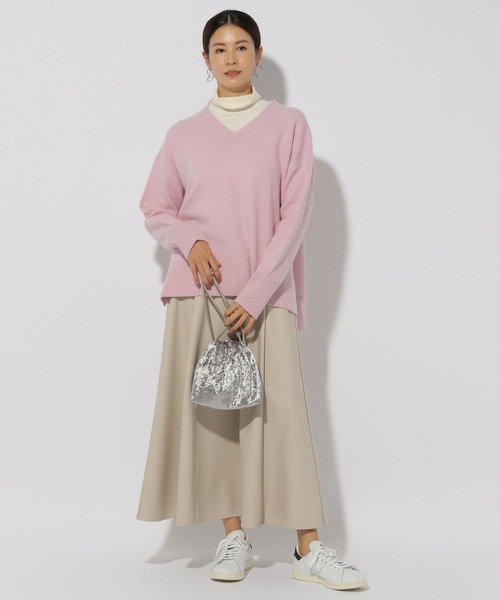 Elura(エルーラ)の「カシミヤ混Vネックニット/140834(ニット/セーター・レディース・ライトグレー/ライトピンク/ライトベージュ・LARGE/MEDIUM)」の14枚目の写真