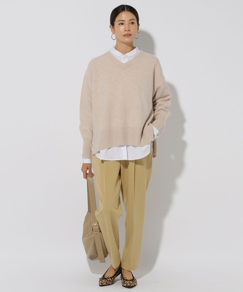 Elura(エルーラ)の「カシミヤ混Vネックニット/140834(ニット/セーター・レディース・ライトグレー/ライトピンク/ライトベージュ・LARGE/MEDIUM)」の11枚目の写真