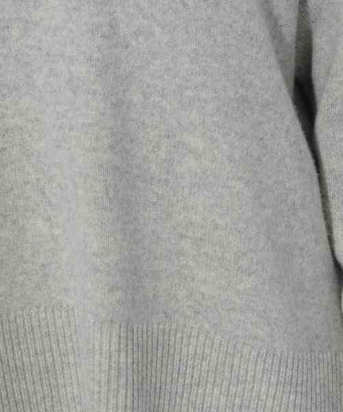 Elura(エルーラ)の「カシミヤ混Vネックニット/140834(ニット/セーター・レディース・ライトグレー/ライトピンク/ライトベージュ・LARGE/MEDIUM)」の19枚目の写真