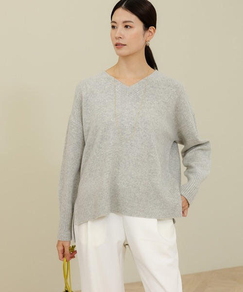 Elura(エルーラ)の「カシミヤ混Vネックニット/140834(ニット/セーター・レディース・ライトグレー/ライトピンク/ライトベージュ・LARGE/MEDIUM)」の13枚目の写真