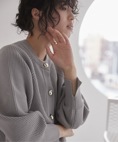 ANGIE（アンジー）の「金ボタン クルーネック ポケット ニット