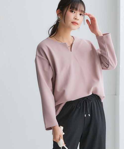 nissen（ニッセン）の「きれいめカットツイル素材スキッパートップス（毛玉・静電気防止）【セットアップ可能】＜大きいサイズ有＞（Tシャツ/カットソー・レディース・ブラック/チャコールグレー/ラベンダー/オフホワイト・L/M/3L/S/LL）」の9枚目の写真