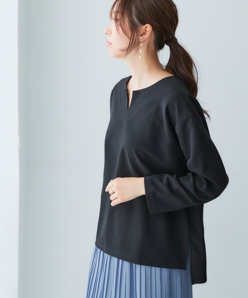 nissen（ニッセン）の「きれいめカットツイル素材スキッパートップス（毛玉・静電気防止）【セットアップ可能】＜大きいサイズ有＞（Tシャツ/カットソー・レディース・ブラック/チャコールグレー/ラベンダー/オフホワイト・L/M/3L/S/LL）」の17枚目の写真