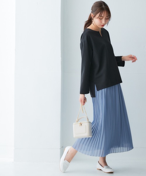 nissen（ニッセン）の「きれいめカットツイル素材スキッパートップス（毛玉・静電気防止）【セットアップ可能】＜大きいサイズ有＞（Tシャツ/カットソー・レディース・ブラック/チャコールグレー/ラベンダー/オフホワイト・L/M/3L/S/LL）」の20枚目の写真