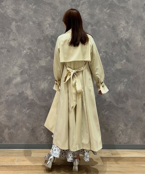 31 Sons de mode（トランテアン　ソン　ドゥ　モード）の「ベーシックロングトレンチコート（トレンチコート・レディース・ベージュ/ネイビー/ピンク・38/36）」の5枚目の写真