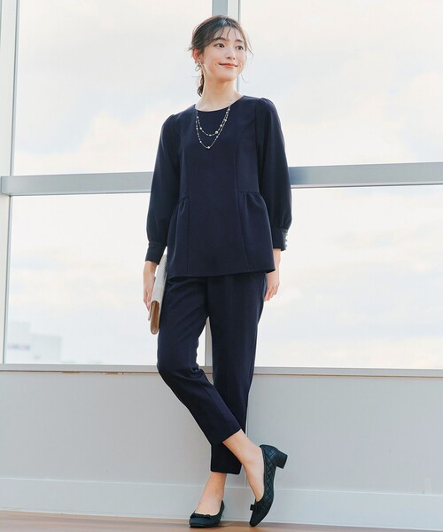 Tiaclasse(ティアクラッセ)の「パフスリーブペプラムチュニックブラウス(シャツ/ブラウス・レディース・ネイビー/グレイッシュベージュ/ブラック・L/M/S)」の6枚目の写真