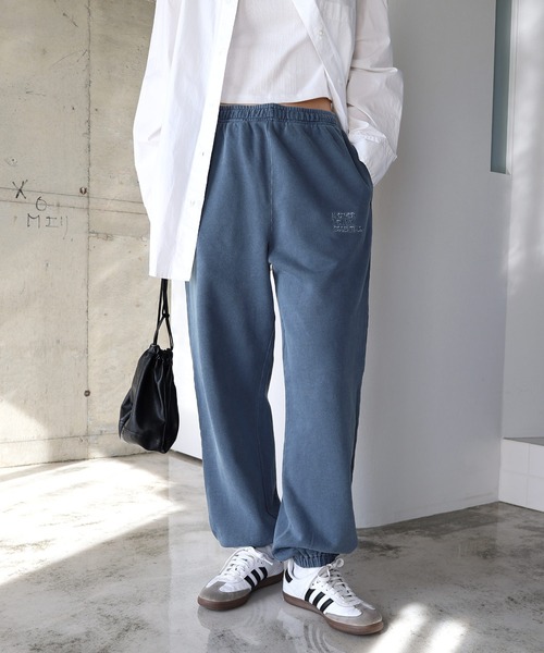 ANME（アンメ）の「ピグメント加工ANMEエンブロイダリーロゴスウェットパンツ（スウェットパンツ・レディース・ネイビー/ベージュ/ブラック・XL/XXL/M/L）」の14枚目の写真