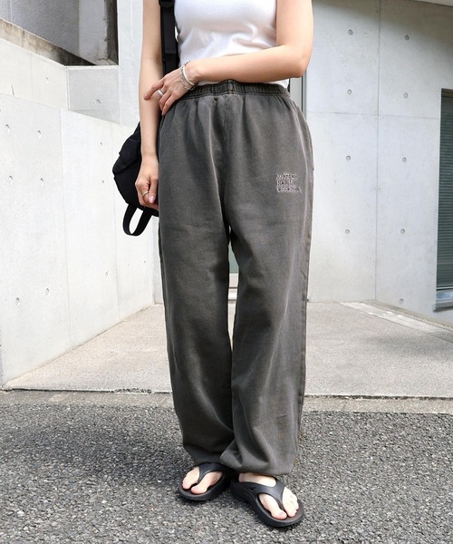 ANME（アンメ）の「ピグメント加工ANMEエンブロイダリーロゴスウェットパンツ（スウェットパンツ・レディース・ネイビー/ベージュ/ブラック・XL/XXL/M/L）」の20枚目の写真