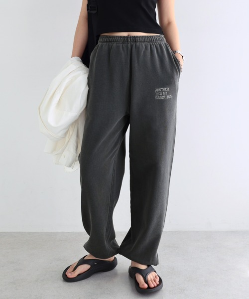 ANME（アンメ）の「ピグメント加工ANMEエンブロイダリーロゴスウェットパンツ（スウェットパンツ・レディース・ネイビー/ベージュ/ブラック・XL/XXL/M/L）」の15枚目の写真