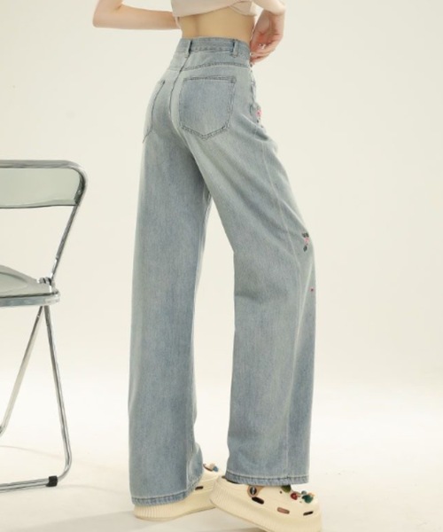 Teem Store（チームストア）の「フラワー刺繍デザインルーズストレートデニム（デニムパンツ・レディース・ブルー・S/M/L）」の6枚目の写真