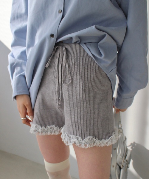 SANSeLF(サンセルフ)の「【SANSeLF】ヘムレースニット ショートパンツ sanw25s009(その他パンツ・レディース・グレー/ブラック・FREE)」の14枚目の写真
